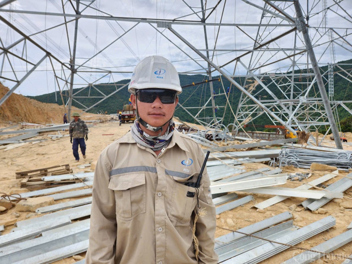 Những cột ‘Phong ba’ trên công trình đường dây 500kV mạch 3 Những cột ‘Phong ba’ trên công trình đường dây 500kV mạch 3