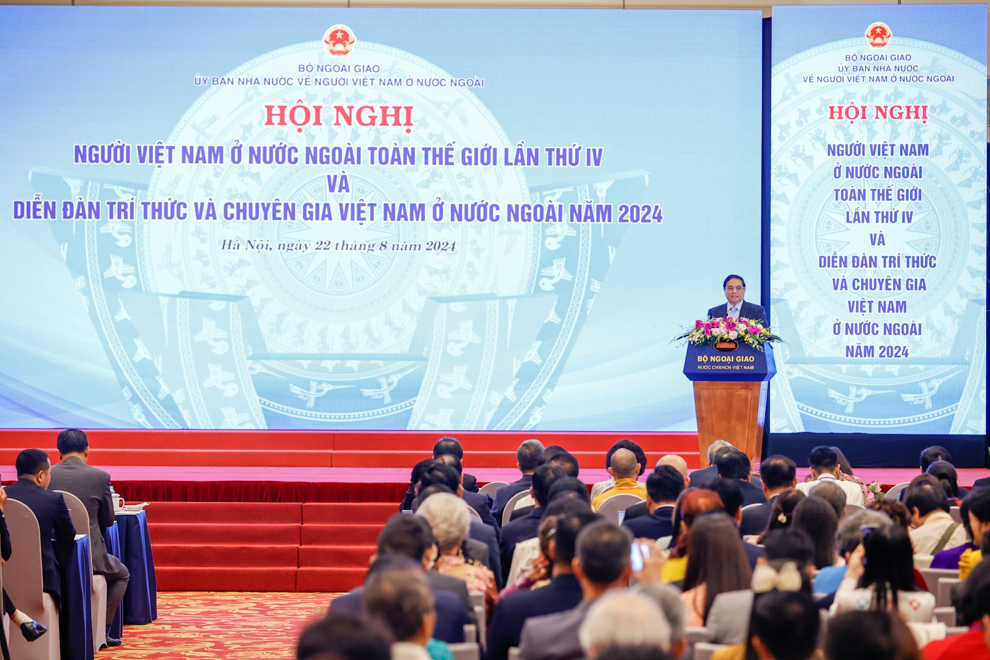 Thủ tướng chia sẻ 3 thông điệp, 3 định hướng, 3 trọng tâm đến người Việt Nam ở nước ngoài