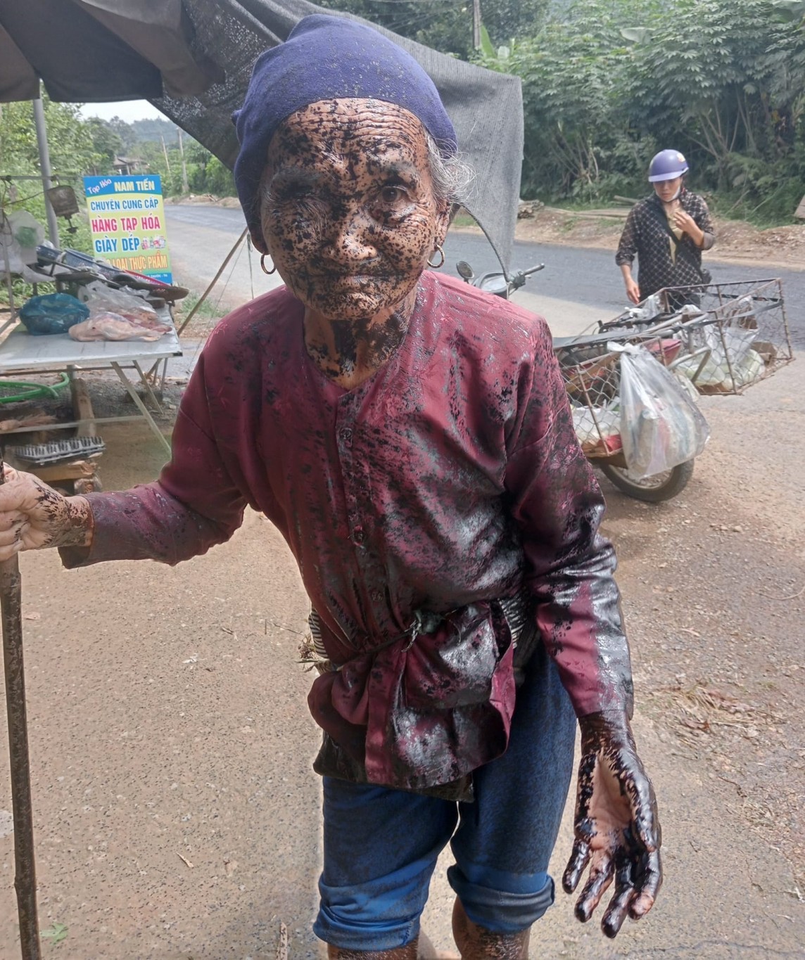 phun nhựa đường vào mặt phun nhựa đường vào mặt