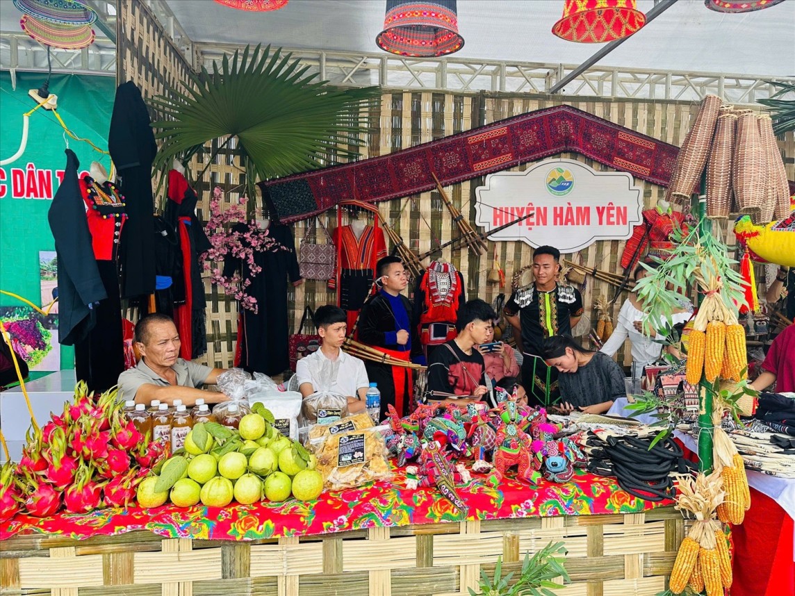 Tuyên Quang: Bảo tồn, phát huy giá trị văn hóa truyền thống tốt đẹp của dân tộc thiểu số Tuyên Quang: Bảo tồn, phát huy giá trị văn hóa truyền thống tốt đẹp của dân tộc thiểu số