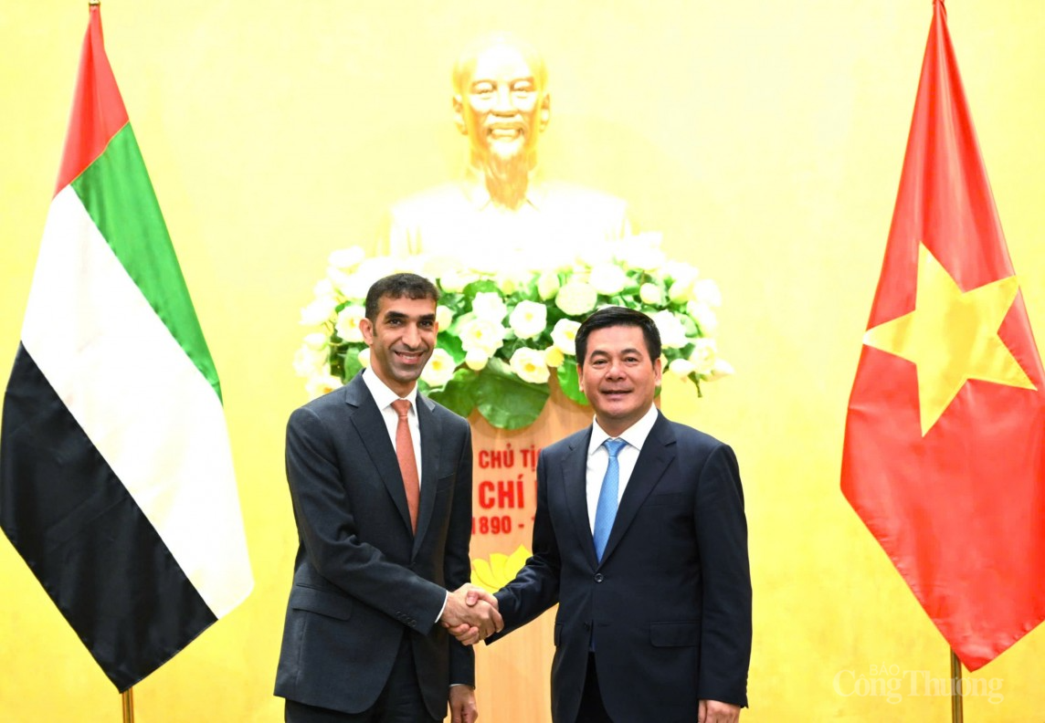 Bộ trưởng Nguyễn Hồng Diên tiếp và làm việc với Quốc vụ khanh UAE
