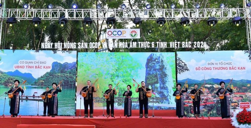 Hà Giang giới thiệu, quảng bá các sản phẩm hàng hóa, văn hóa ẩm thực đặc sắc tới du khách Hà Giang giới thiệu, quảng bá các sản phẩm hàng hóa, văn hóa ẩm thực đặc sắc tới du khách