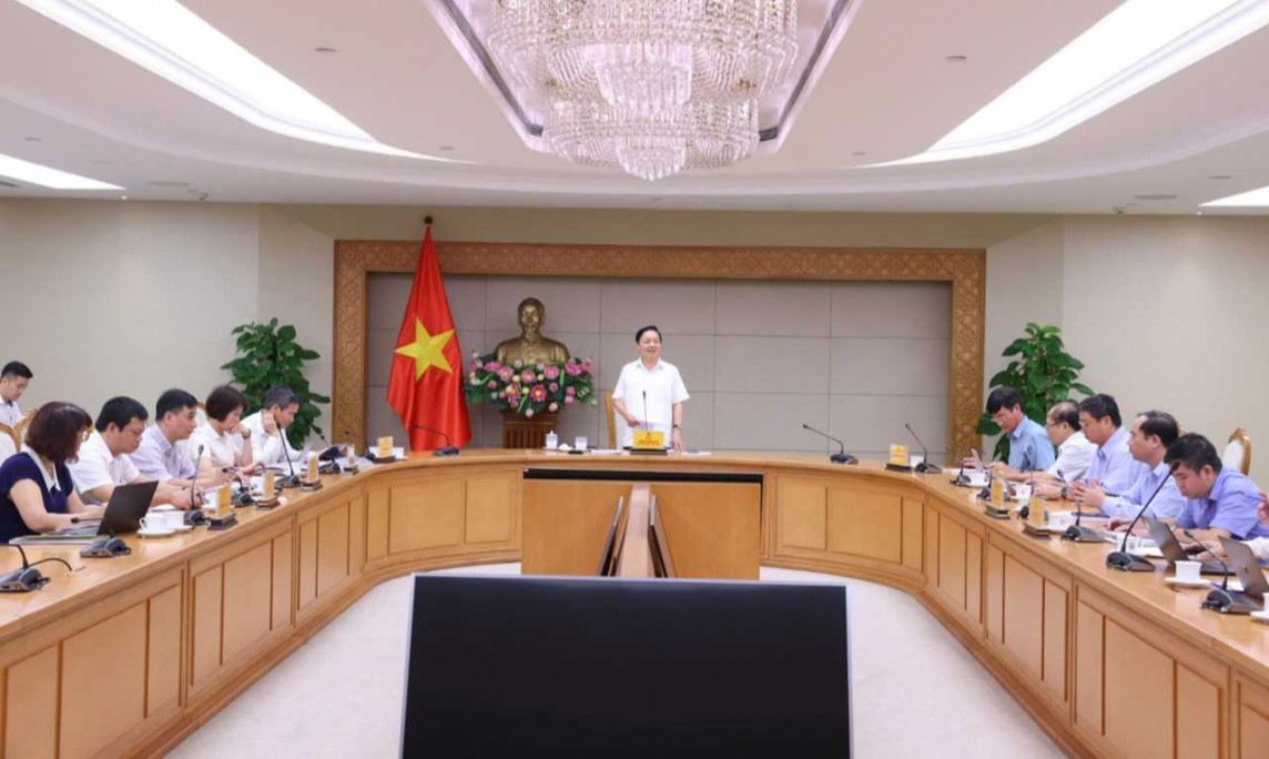 Phó Thủ tướng Trần Hồng Hà chủ trì cuộc họp với lãnh đạo các bộ, ngành chức năng cho ý kiến về dự án Luật Địa chất và Khoáng sản - Ảnh: VGP/Nguyễn Hoàng Phó Thủ tướng Trần Hồng Hà chủ trì cuộc họp với lãnh đạo các bộ, ngành chức năng cho ý kiến về dự án Luật Địa chất và Khoáng sản - Ảnh: VGP/Nguyễn Hoàng