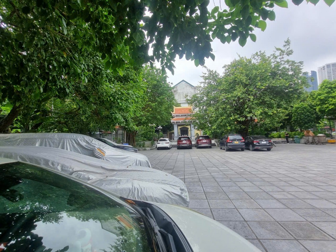 Hà Nội: Cần xây dựng cảnh quan xạch đẹp nơi Đài tưởng niệm liệt sỹ Hà Nội: Cần xây dựng cảnh quan xạch đẹp nơi Đài tưởng niệm liệt sỹ