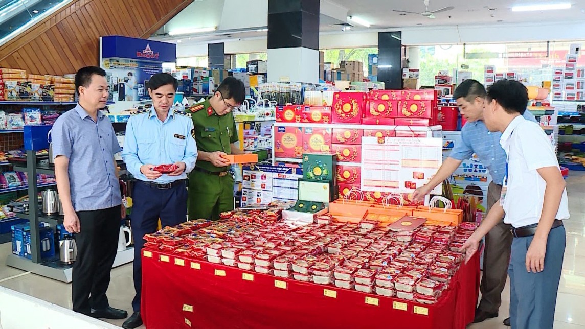Tuyên Quang: Tăng cường kiểm tra an toàn thực phẩm trong dịp Tết Trung thu năm 2024 Tuyên Quang: Tăng cường kiểm tra an toàn thực phẩm trong dịp Tết Trung thu năm 2024