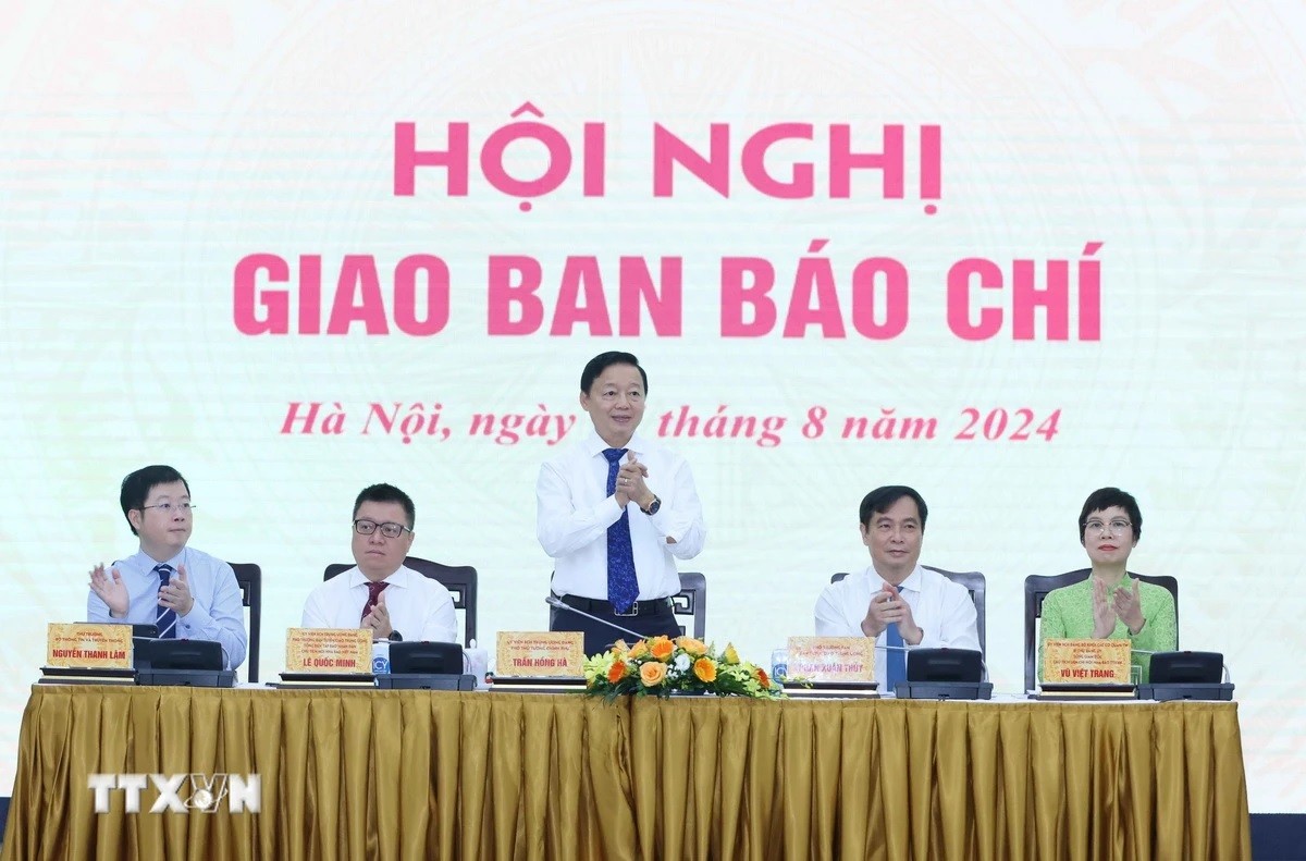 Hội nghị Giao ban báo chí tuần 4 và giao ban tạp chí tháng 8 Hội nghị Giao ban báo chí tuần 4 và giao ban tạp chí tháng 8