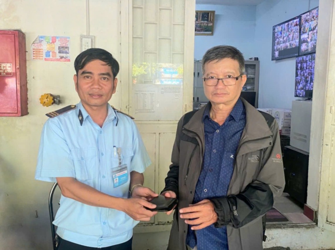 Thừa Thiên Huế: Lạ lùng ngôi chợ trả lại hàng trăm tài sản cho người bị đánh rơi