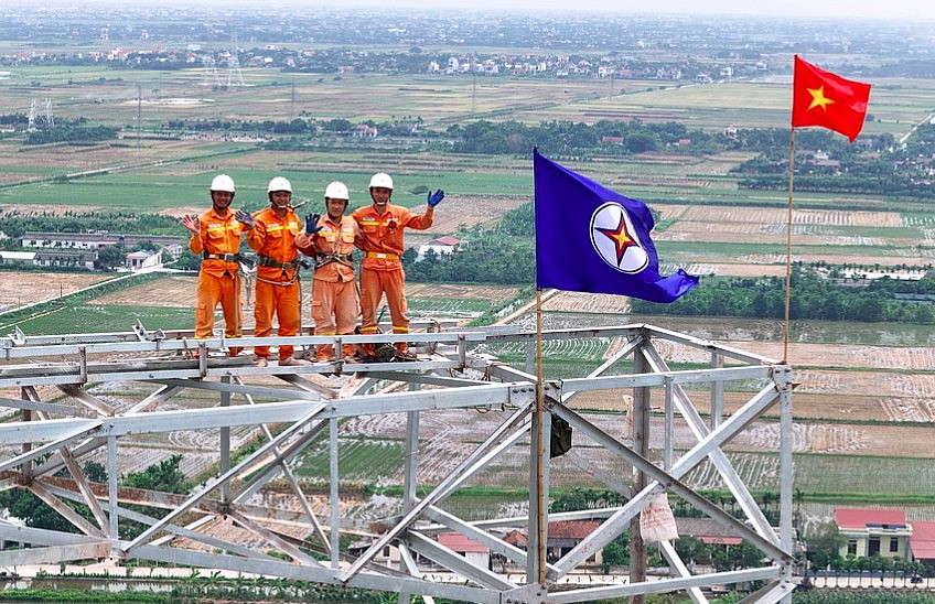 Con số nổi bật về dự án đường dây 500kV mạch 3 Con số nổi bật về dự án đường dây 500kV mạch 3