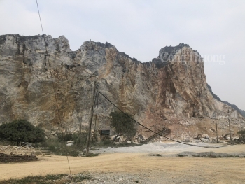 Thêm một doanh nghiệp ở Thanh Hóa xin hủy kết quả trúng đấu giá mỏ đá “bỏ của chạy lấy người”