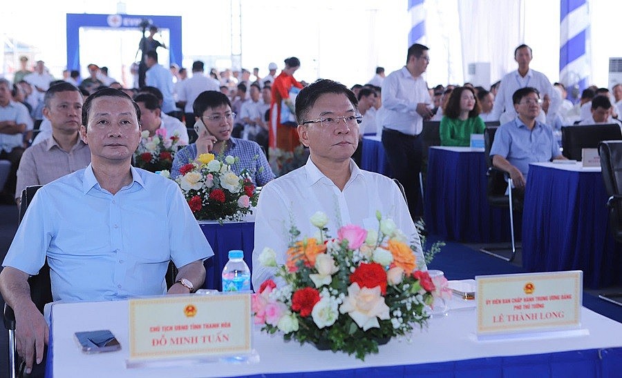 Phó Thủ tướng Lê Thành Long dự lễ khánh thành các dự án đường dây 500 kV mạch 3 tại Thanh Hóa Phó Thủ tướng Lê Thành Long dự lễ khánh thành các dự án đường dây 500 kV mạch 3 tại Thanh Hóa