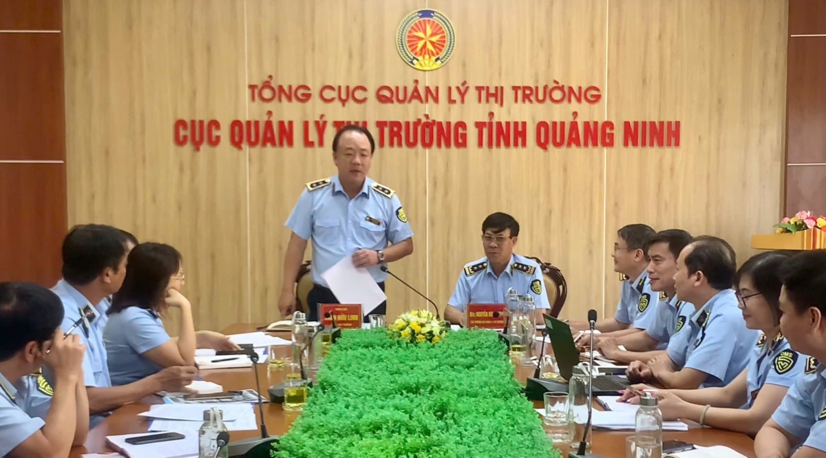 Quang cảnh hội nghị ( Ảnh: Cục QLTT tỉnh Quảng Ninh). Quang cảnh hội nghị ( Ảnh: Cục QLTT tỉnh Quảng Ninh).