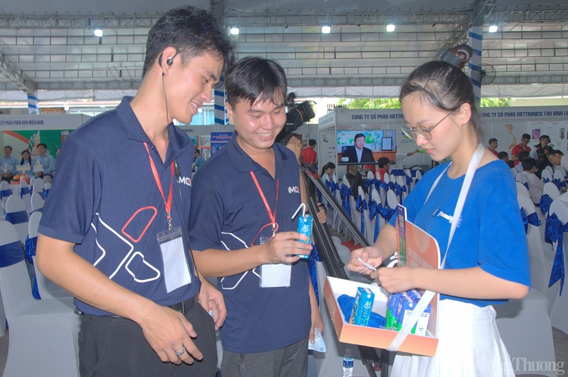 Khai mạc ngày hội kết nối, sử dụng sản phẩm của Khối các cơ quan Trung ương tại TP. Hồ Chí Minh