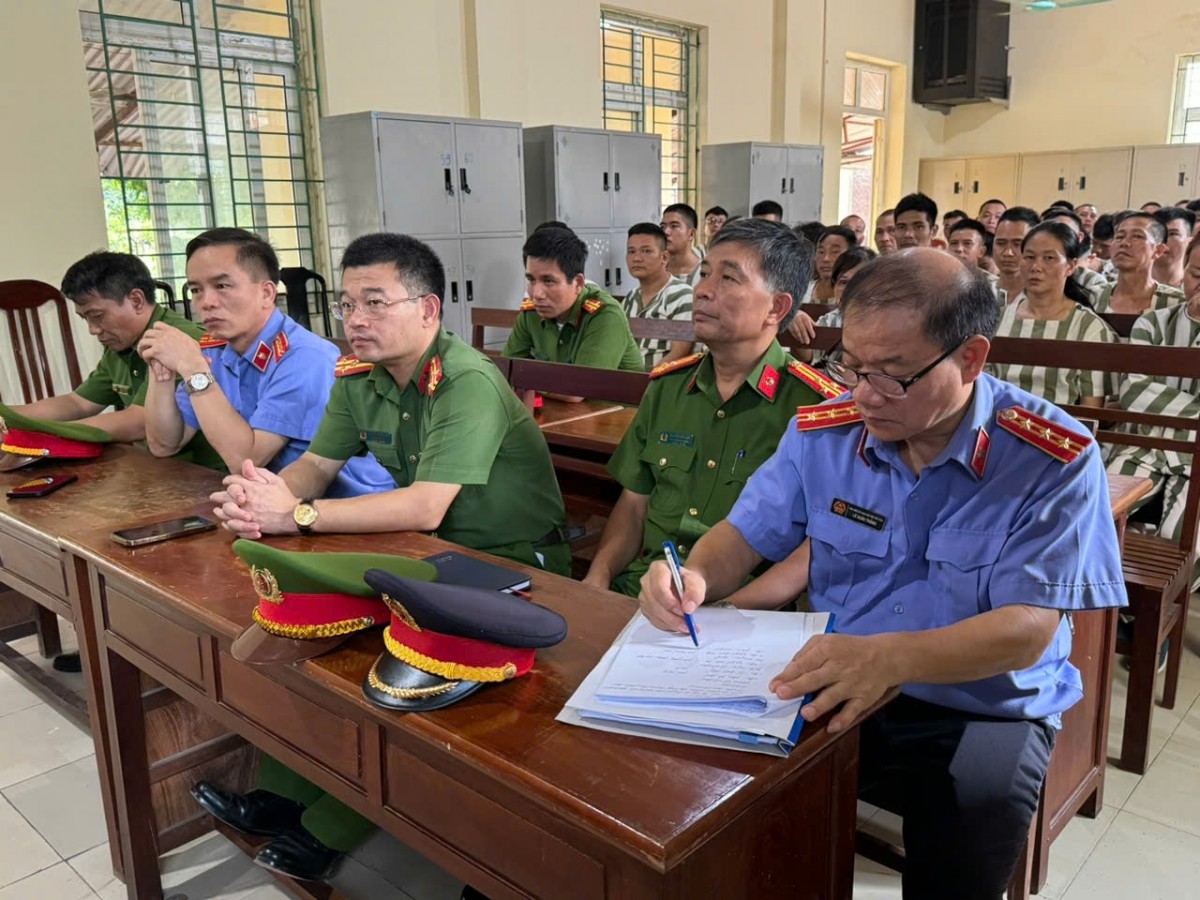 Nhân dịp Quốc khánh 2/9, Vĩnh Phúc giảm án cho 11 phạm nhân Nhân dịp Quốc khánh 2/9, Vĩnh Phúc giảm án cho 11 phạm nhân