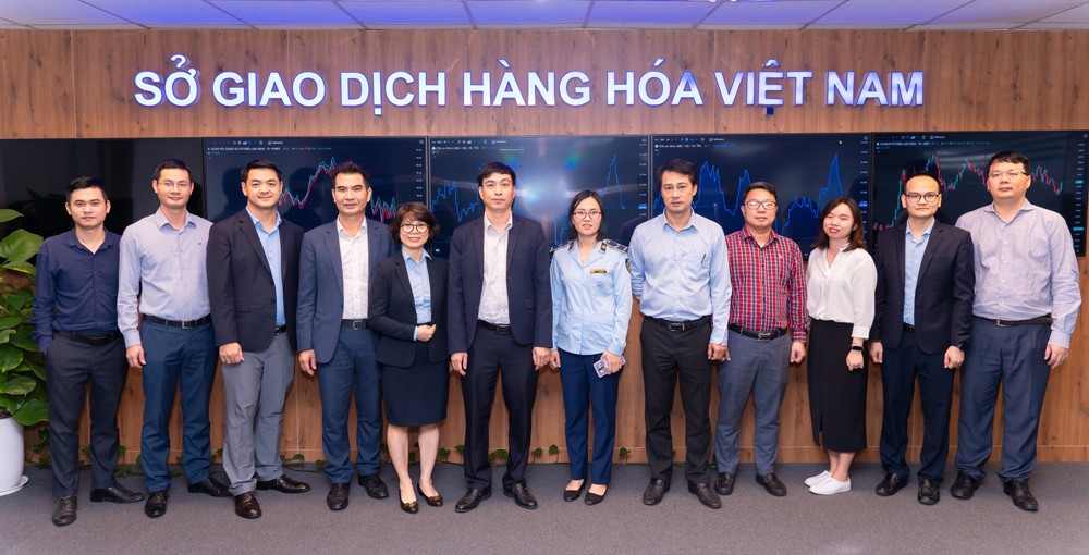 Thị trường giao dịch hàng hóa tại Việt Nam: 14 năm chuyển mình mạnh mẽ Thị trường giao dịch hàng hóa tại Việt Nam: 14 năm chuyển mình mạnh mẽ