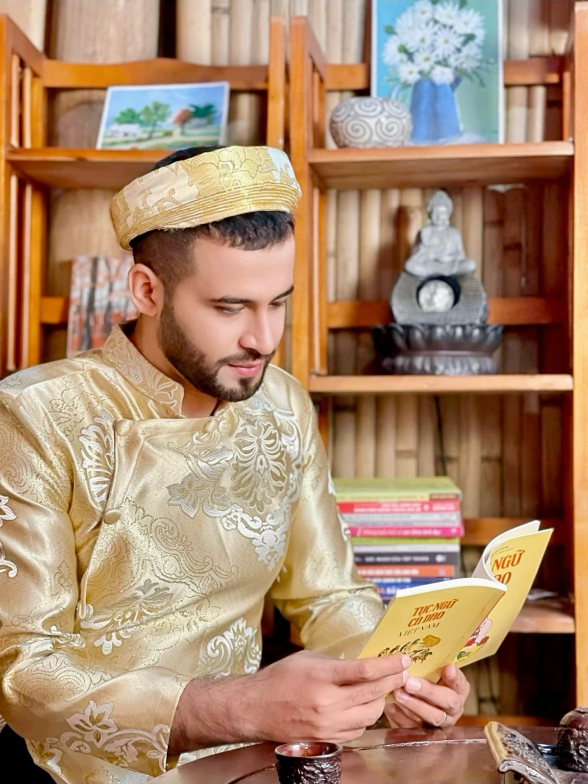 Longform | Dịch giả Saleem Hammad và ấn tượng đặc biệt với cuốn sách 'Võ Nguyên Giáp-Vị tướng của nhân dân' Longform | Dịch giả Saleem Hammad và ấn tượng đặc biệt với cuốn sách 'Võ Nguyên Giáp-Vị tướng của nhân dân'