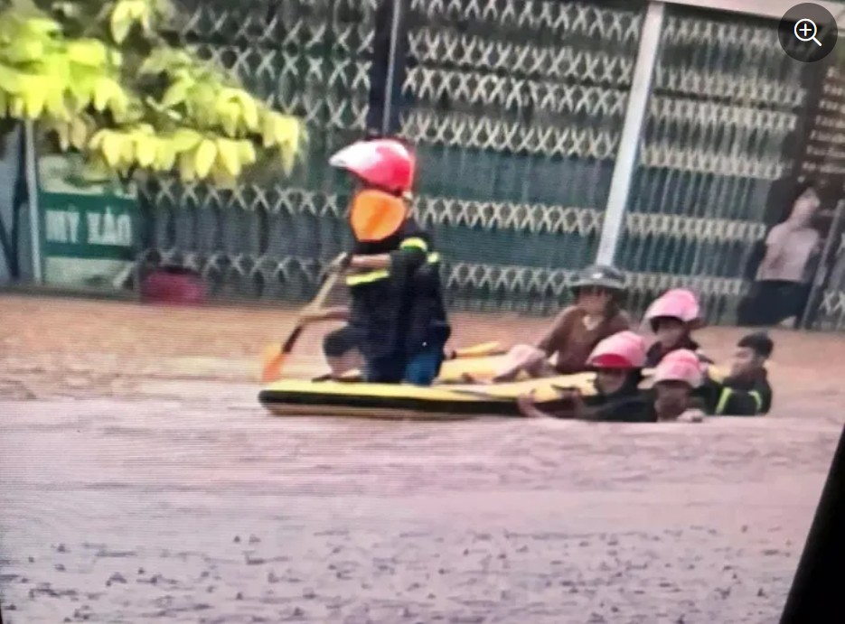 Lào Cai: Mưa lớn gây ngập úng 7,5ha lúa, 77 ngôi nhà thiệt hại Lào Cai: Mưa lớn gây ngập úng 7,5ha lúa, 77 ngôi nhà thiệt hại