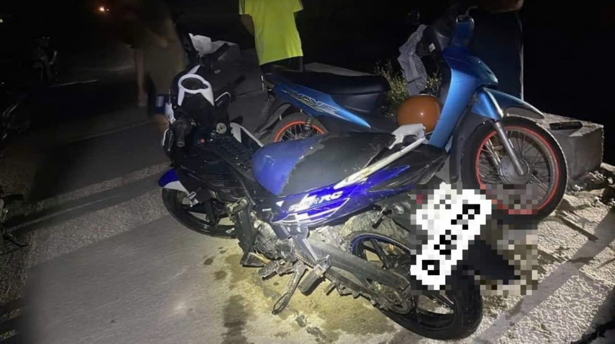 Hưng Yên: Bố về quê nghỉ lễ gặp tai nạn tử vong, con nhỏ ngồi khóc gọi mẹ Hưng Yên: Bố về quê nghỉ lễ gặp tai nạn tử vong, con nhỏ ngồi khóc gọi mẹ