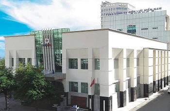 Tổng công ty Điện lực miền Nam thông tin về các gói thầu mua sắm xe tải cẩu phục vụ sản xuất