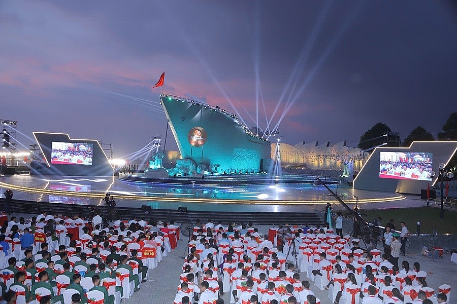 Cầu truyền hình trực tiếp "Niềm tin và Khát vọng" Kỷ niệm 70 năm Hiệp định Geneve và Chuyến tàu tập kết Cầu truyền hình trực tiếp "Niềm tin và Khát vọng" Kỷ niệm 70 năm Hiệp định Geneve và Chuyến tàu tập kết