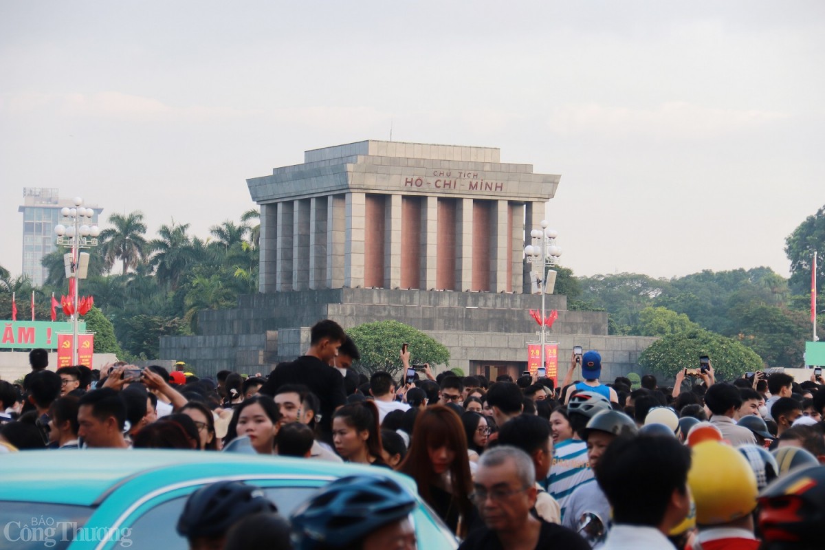 Chùm ảnh: Phố phường Hà Nội sáng ngày Quốc khánh 2/9 Chùm ảnh: Phố phường Hà Nội sáng ngày Quốc khánh 2/9