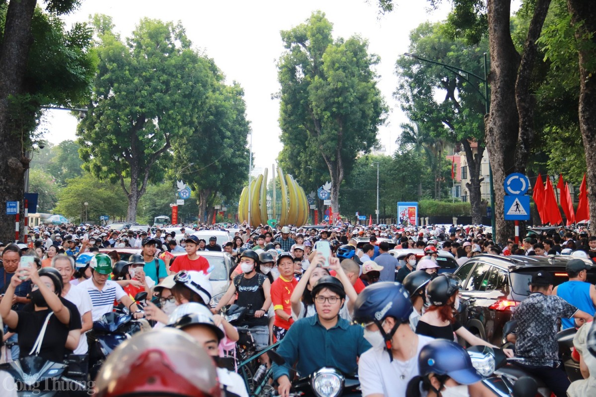 Chùm ảnh: Phố phường Hà Nội sáng ngày Quốc khánh 2/9 Chùm ảnh: Phố phường Hà Nội sáng ngày Quốc khánh 2/9