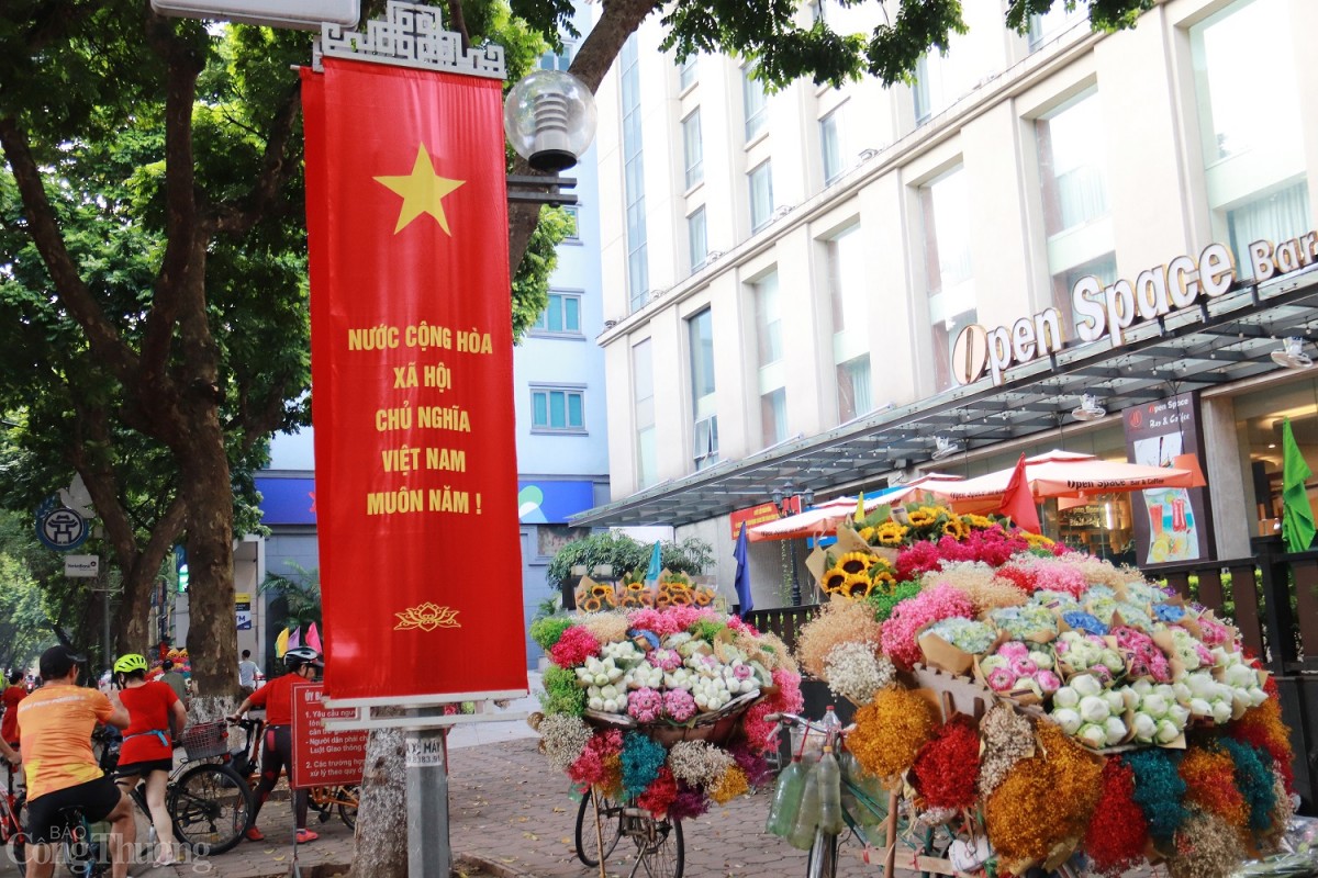Chùm ảnh: Phố phường Hà Nội sáng ngày Quốc khánh 2/9 Chùm ảnh: Phố phường Hà Nội sáng ngày Quốc khánh 2/9