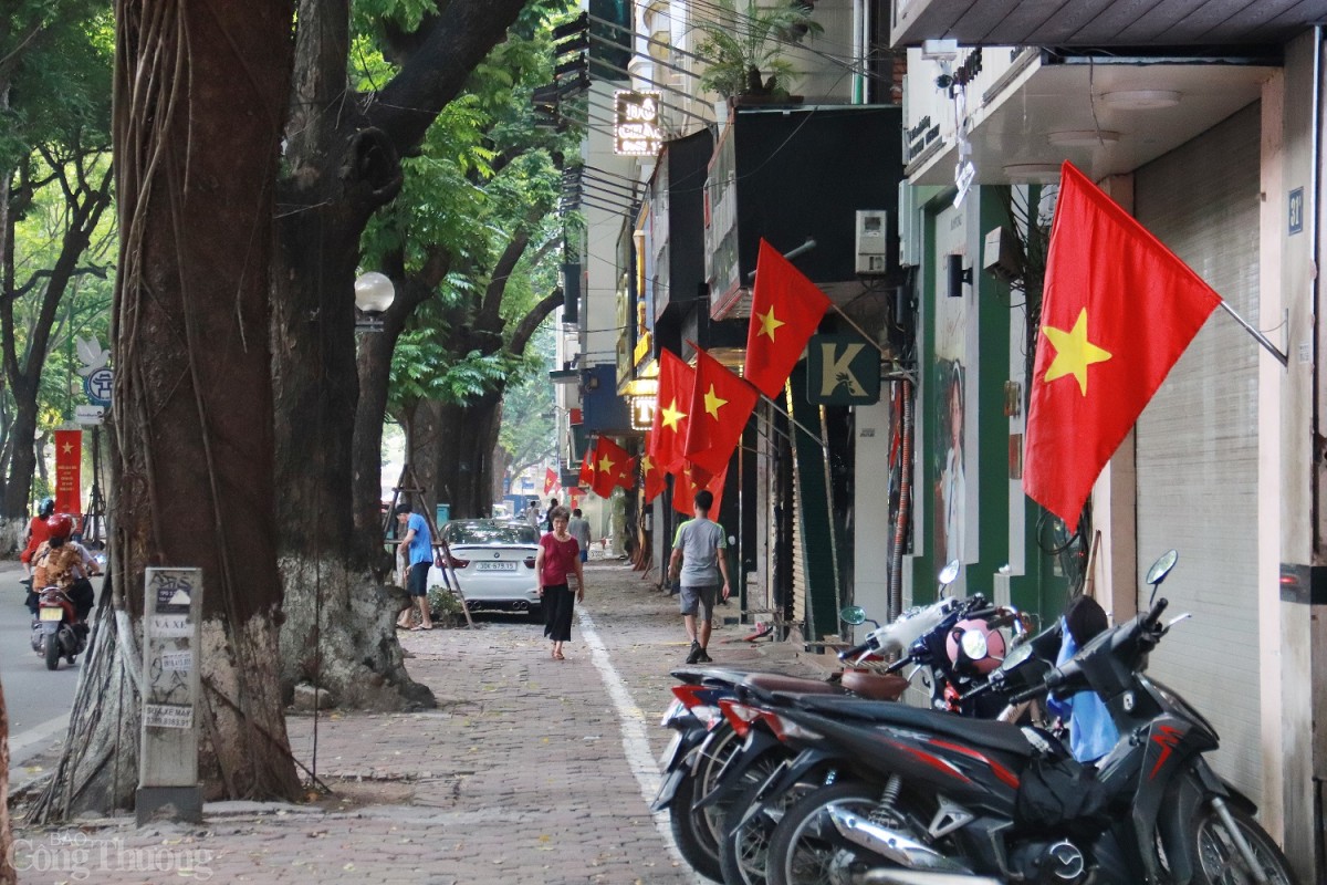 Chùm ảnh: Phố phường Hà Nội sáng ngày Quốc khánh 2/9 Chùm ảnh: Phố phường Hà Nội sáng ngày Quốc khánh 2/9