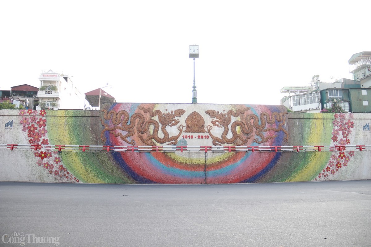 Chùm ảnh: Phố phường Hà Nội sáng ngày Quốc khánh 2/9 Chùm ảnh: Phố phường Hà Nội sáng ngày Quốc khánh 2/9