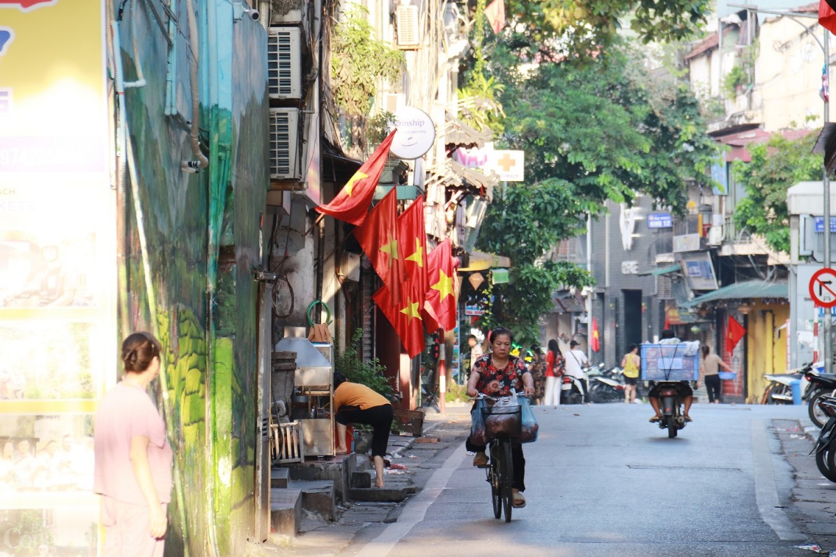 Chùm ảnh: Phố phường Hà Nội sáng ngày Quốc khánh 2/9 Chùm ảnh: Phố phường Hà Nội sáng ngày Quốc khánh 2/9
