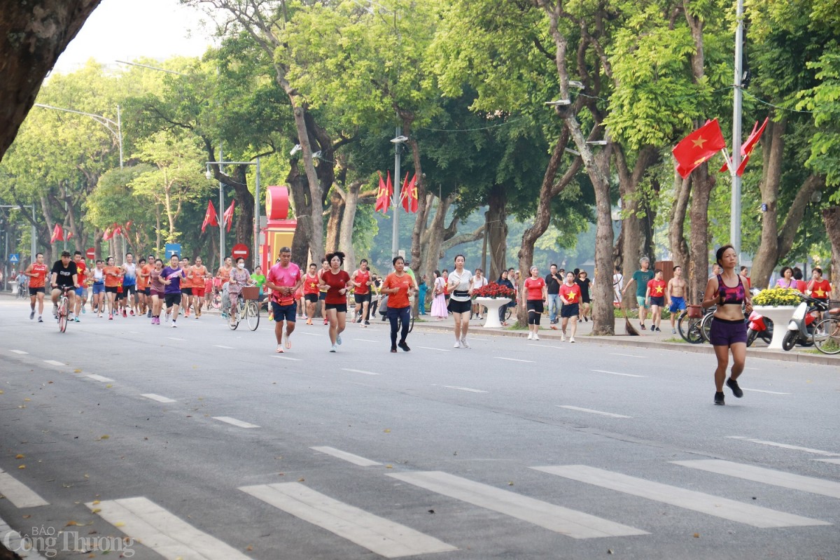 Chùm ảnh: Phố phường Hà Nội sáng ngày Quốc khánh 2/9 Chùm ảnh: Phố phường Hà Nội sáng ngày Quốc khánh 2/9