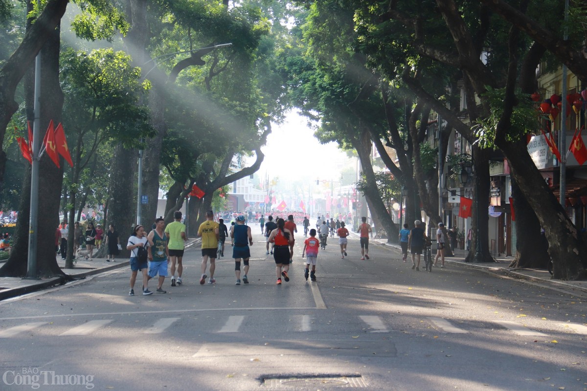 Chùm ảnh: Phố phường Hà Nội sáng ngày Quốc khánh 2/9 Chùm ảnh: Phố phường Hà Nội sáng ngày Quốc khánh 2/9