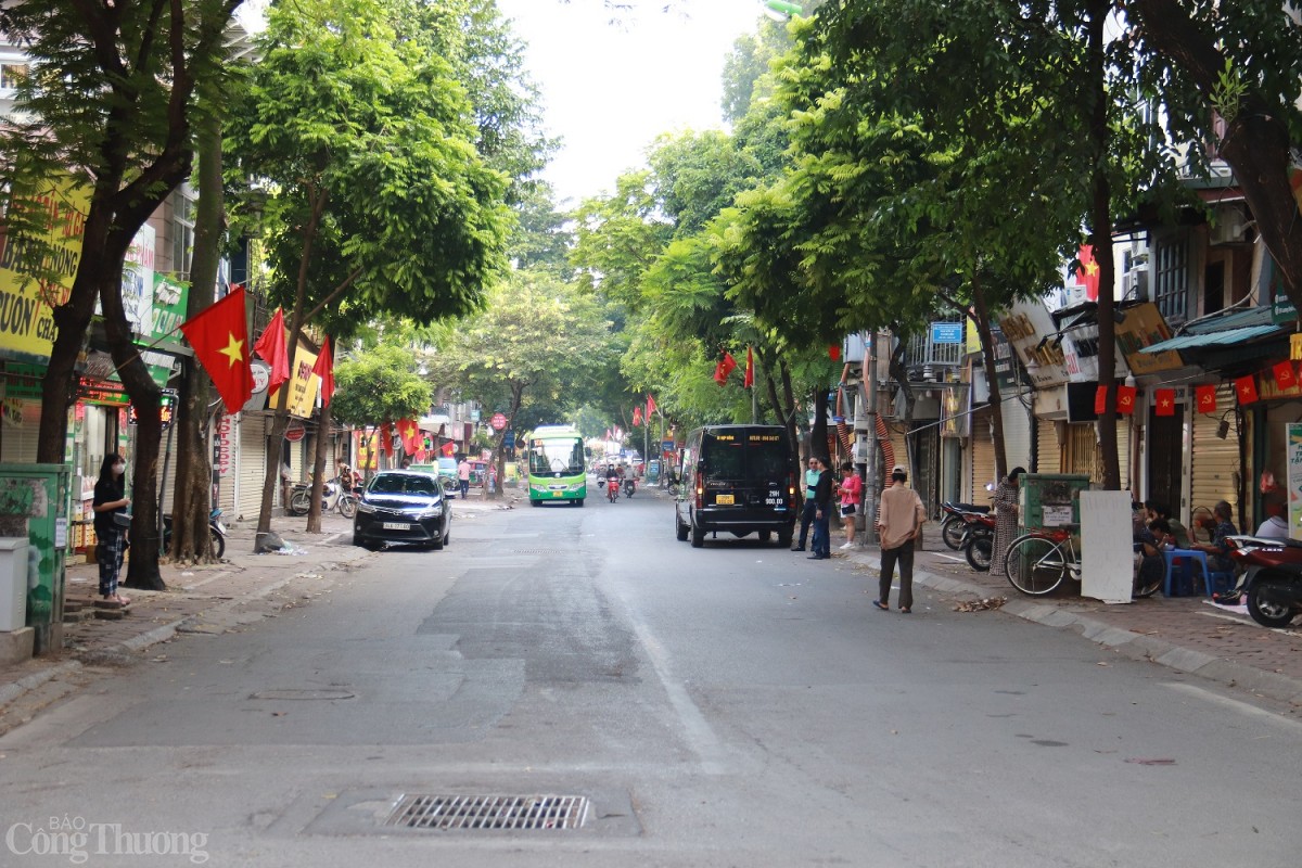 Chùm ảnh: Phố phường Hà Nội sáng ngày Quốc khánh 2/9 Chùm ảnh: Phố phường Hà Nội sáng ngày Quốc khánh 2/9