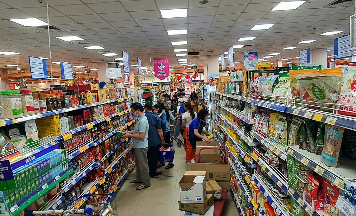 TP. Hồ Chí Minh: Nhiều chương trình khuyến mãi, giảm giá sâu kích cầu mua sắm dịp lễ 2/9