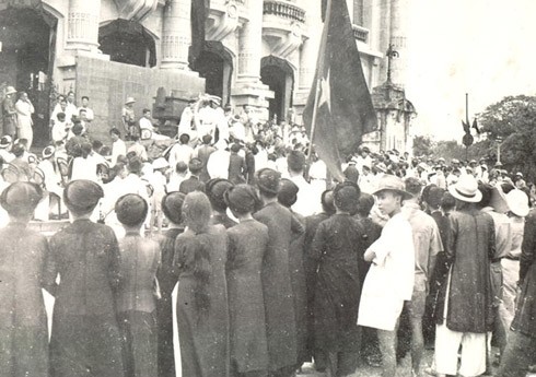 “Tuần lễ Vàng” – dấu ấn vàng về tinh thần đại đoàn kết dân tộc “Tuần lễ Vàng” – dấu ấn vàng về tinh thần đại đoàn kết dân tộc