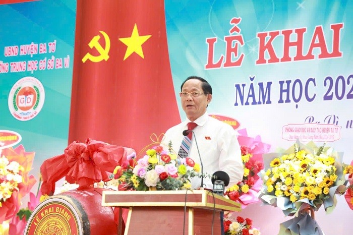 Phó Chủ tịch Quốc hội Trần Quang Phương dự Lễ khai giảng năm học mới tại Quảng Ngãiquangngai.gov.vn Phó Chủ tịch Quốc hội Trần Quang Phương dự Lễ khai giảng năm học mới tại Quảng Ngãiquangngai.gov.vn