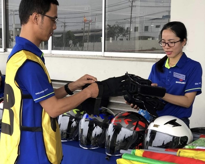 Phấn đấu tăng thêm 3,5 triệu đoàn viên trong doanh nghiệp ngoài khu vực nhà nước Phấn đấu tăng thêm 3,5 triệu đoàn viên trong doanh nghiệp ngoài khu vực nhà nước