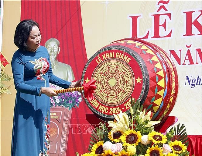 Chủ tịch Quốc hội Trần Thanh Mẫn: Đầu tư cho giáo dục là đầu tư cho phát triển Chủ tịch Quốc hội Trần Thanh Mẫn: Đầu tư cho giáo dục là đầu tư cho phát triển