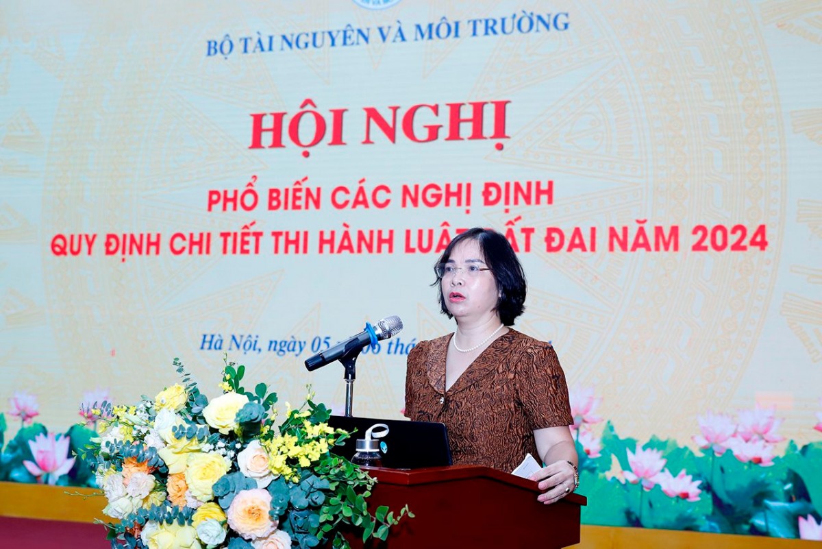Bộ trưởng Đỗ Đức Duy: Sớm đưa những nội dung đột phá về đất đai vào cuộc sống Bộ trưởng Đỗ Đức Duy: Sớm đưa những nội dung đột phá về đất đai vào cuộc sống