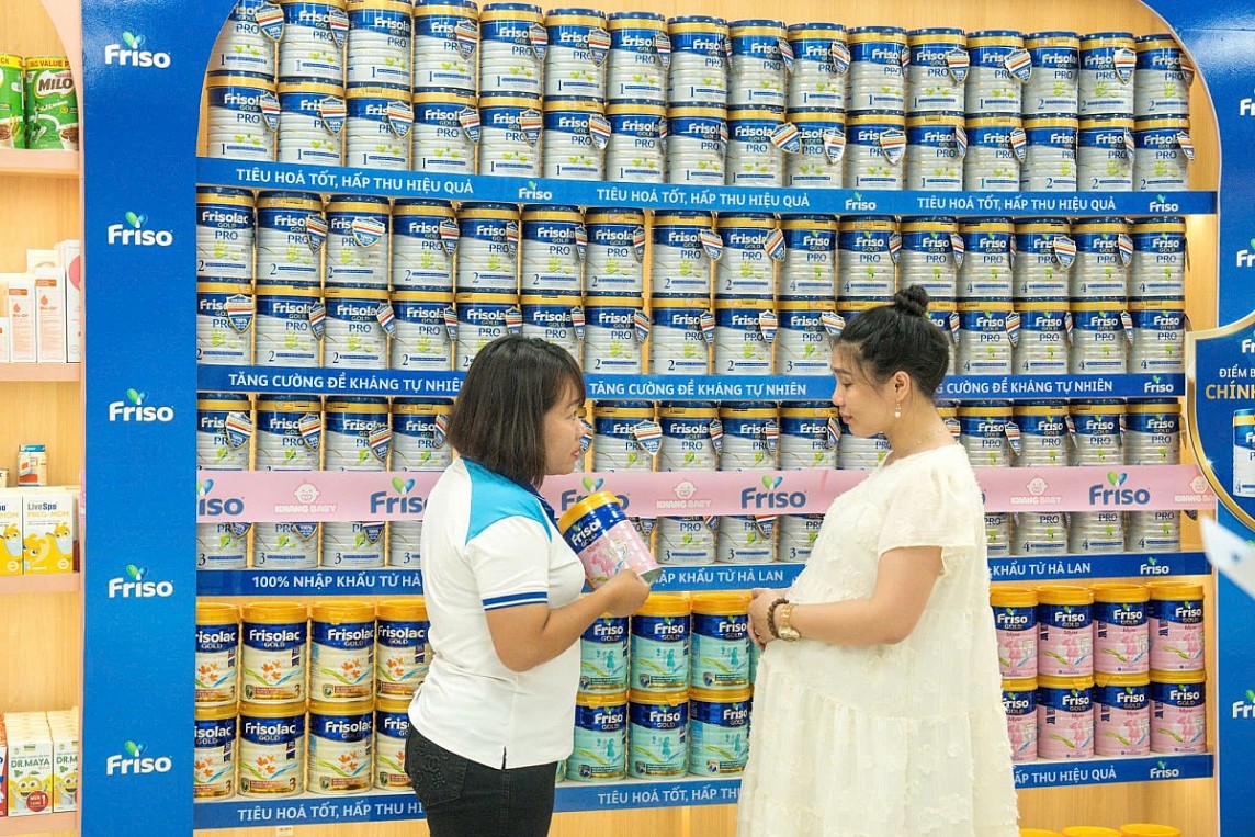 Friso hợp tác với chuỗi KhangBaby phân phối FRISO GOLD PRO siêu cao cấp giúp trẻ tăng đề kháng tự nhiên. Friso hợp tác với chuỗi KhangBaby phân phối FRISO GOLD PRO siêu cao cấp giúp trẻ tăng đề kháng tự nhiên.