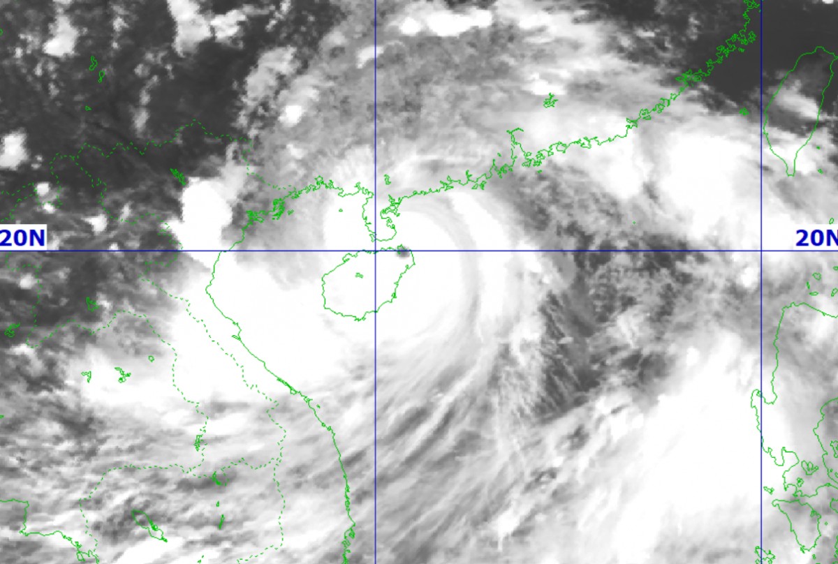Hình ảnh cơn bão số 3 lúc 16 giờ ngày 6/9. (Ảnh chụp màn hình, TTDBKTTVQG). Hình ảnh cơn bão số 3 lúc 16 giờ ngày 6/9. (Ảnh chụp màn hình, TTDBKTTVQG).