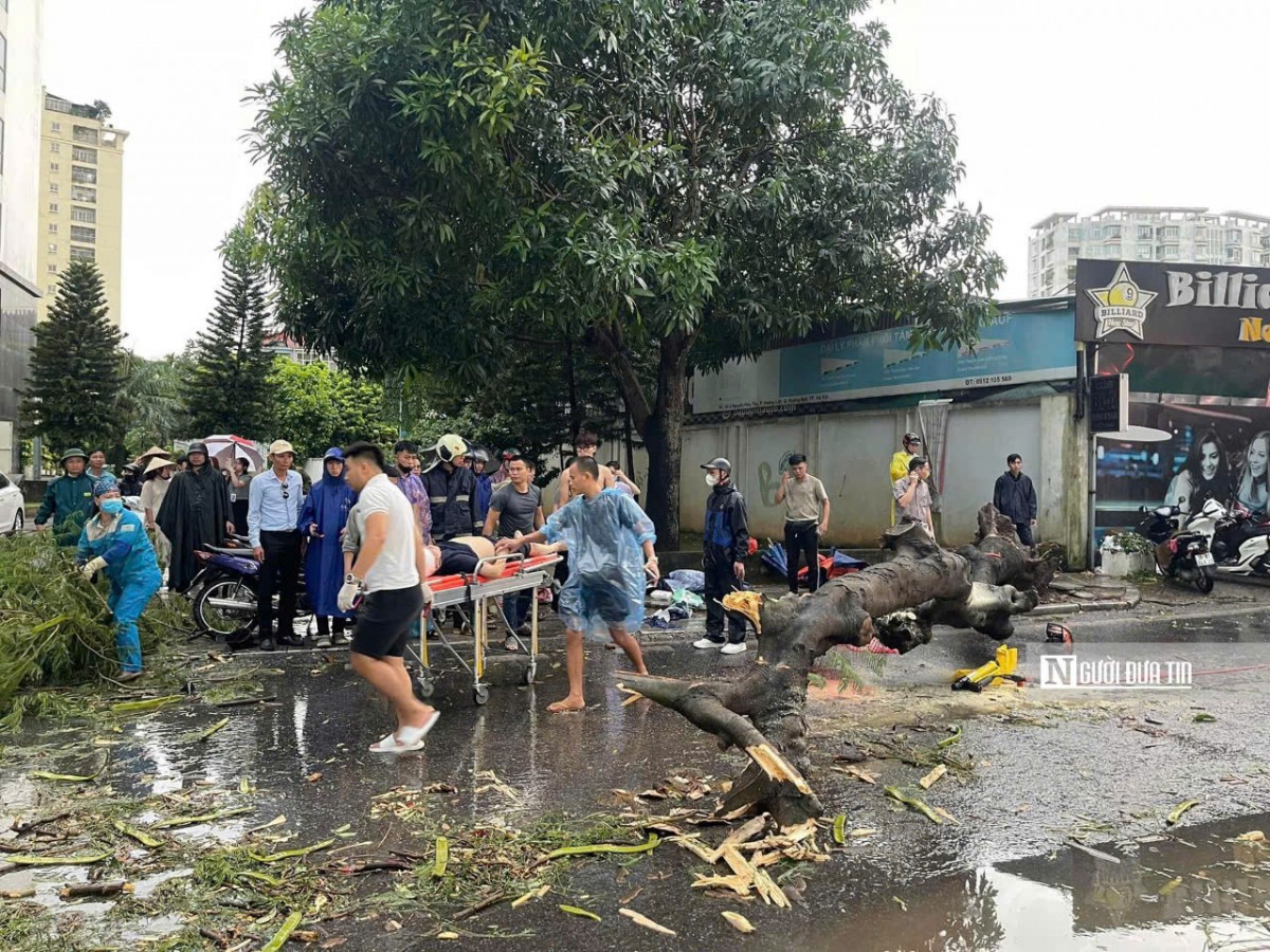 Mưa giông lớn tại Hà Nội: Mới là màn "dạo đầu" của cơn bão số 3 Mưa giông lớn tại Hà Nội: Mới là màn "dạo đầu" của cơn bão số 3