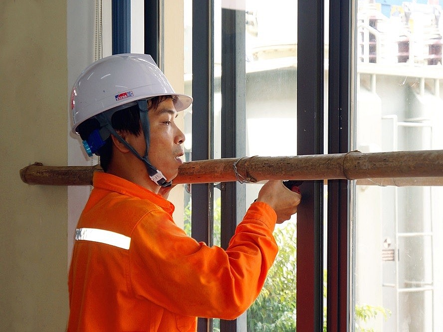 Công ty Điện lực Thanh Hóa chủ động ứng phó cơn bão số 3 Công ty Điện lực Thanh Hóa chủ động ứng phó cơn bão số 3