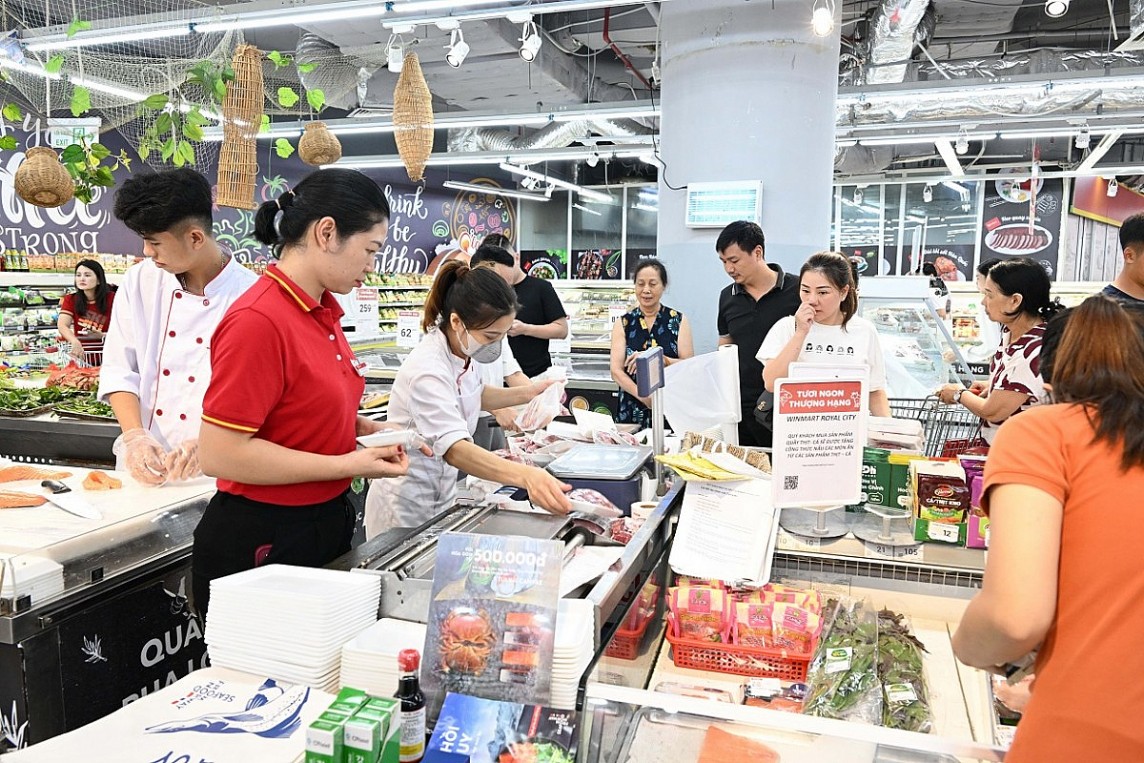 CHÙM ẢNH: Bộ Công Thương kiểm tra hoạt động dự trữ hàng hoá trước cơn bão số 3