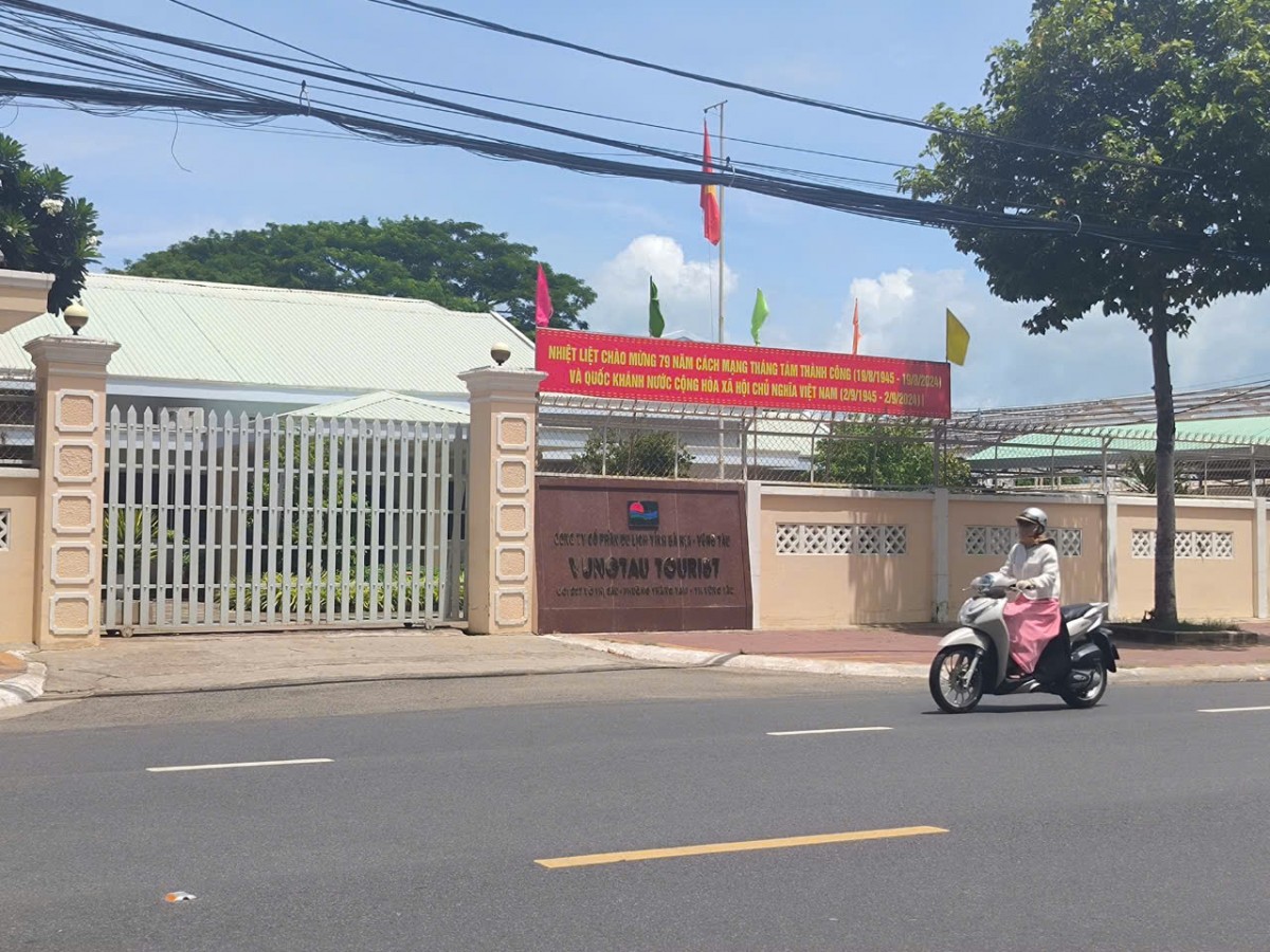 Trụ sở Công ty cổ phần Du lịch tỉnh Bà Rịa - Vũng Tàu trên đường Võ Thị Sáu, TP Vũng Tàu Trụ sở Công ty cổ phần Du lịch tỉnh Bà Rịa - Vũng Tàu trên đường Võ Thị Sáu, TP Vũng Tàu