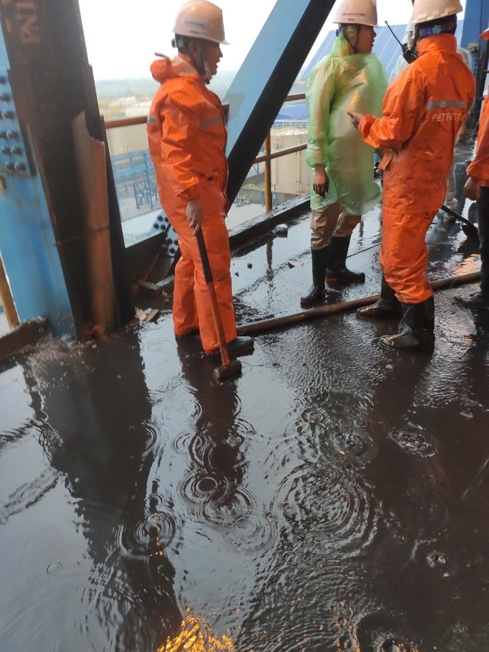 Nhà máy Nhiệt điện Thái Bình 2 hoạt động Nhà máy Nhiệt điện Thái Bình 2 hoạt động "xuyên bão"