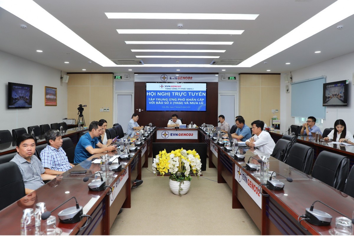 Quang cảnh cuộc họp Quang cảnh cuộc họp