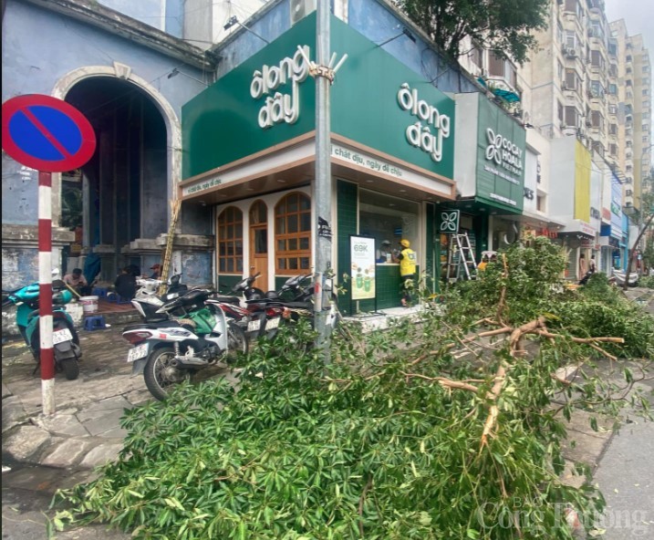 Hà Nội: Tắc đường đúng giờ cao điểm sáng thứ hai đầu tuần