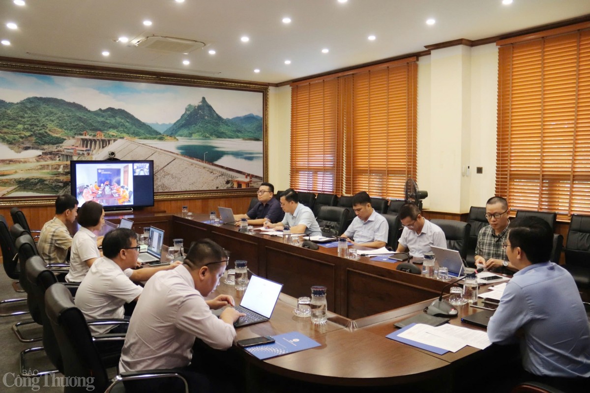 Đoàn Bộ Công Thương kiểm tra công tác vận hành xả lũ trong mùa mưa bão 2024 tại Thủy điện Tuyên Quang Đoàn Bộ Công Thương kiểm tra công tác vận hành xả lũ trong mùa mưa bão 2024 tại Thủy điện Tuyên Quang