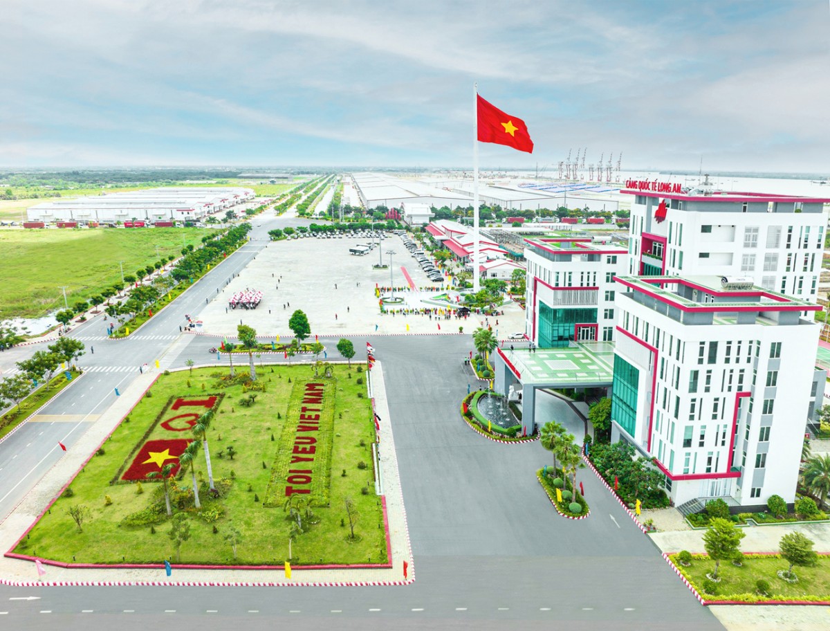 Đồng Tâm Group và CS Wind ‘bắt tay’ xây dựng nhà máy điện gió 200 triệu USD Đồng Tâm Group và CS Wind ‘bắt tay’ xây dựng nhà máy điện gió 200 triệu USD