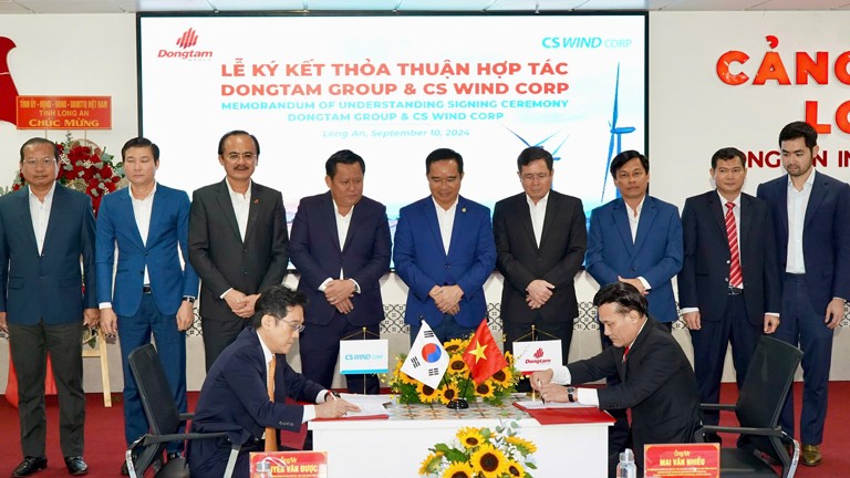 Đồng Tâm Group và CS Wind ‘bắt tay’ xây dựng nhà máy điện gió 200 triệu USD Đồng Tâm Group và CS Wind ‘bắt tay’ xây dựng nhà máy điện gió 200 triệu USD